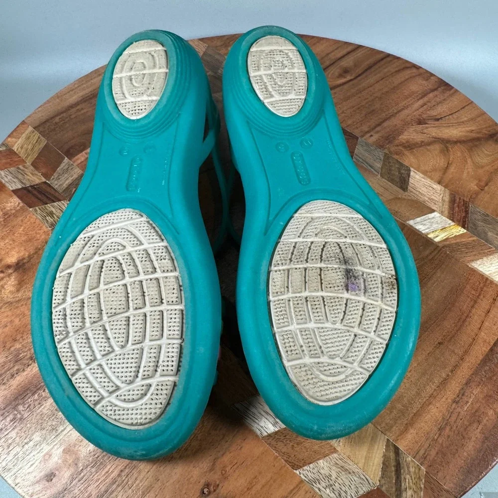 Crocs Isabella Strappy Sandals Teal Multi Color Women Size 5 Flat Jelly Shoes